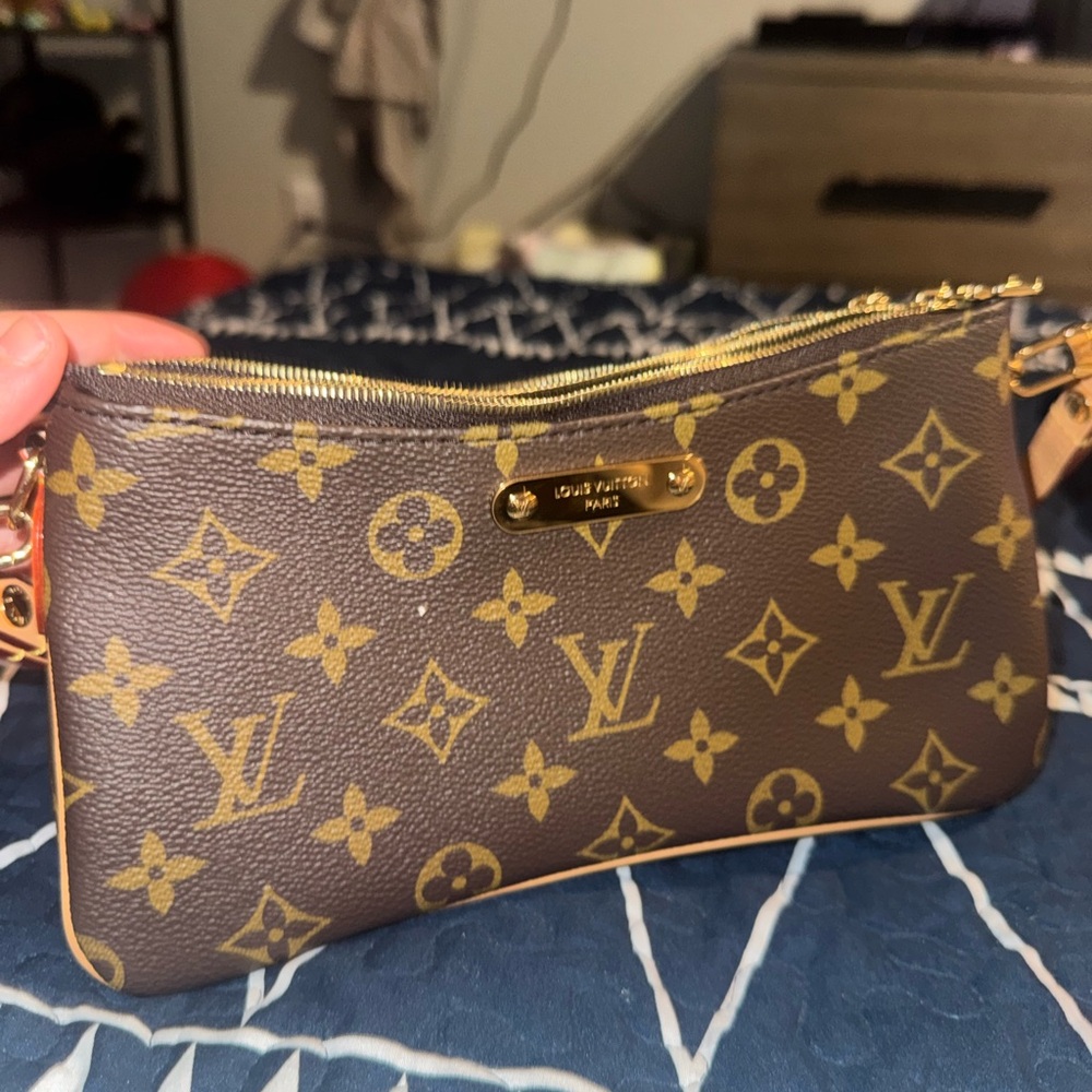 Louis Vuitton Monogram Clutch in Brown and Gold